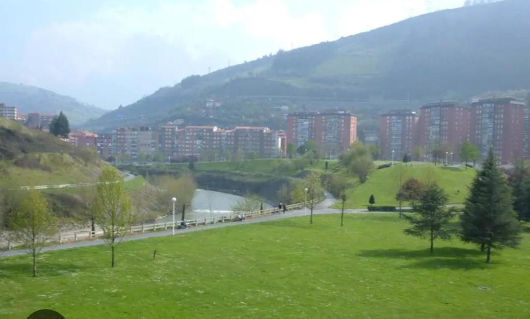 Bonito Apartamento En Zamakola Bilbao Kültér fotó